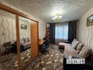 3-к квартира, вторичка, 58м2, 1/9 этаж