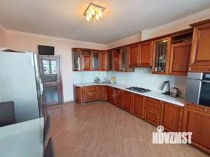 3-к квартира, вторичка, 118м2, 9/10 этаж