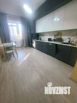 3-к квартира, вторичка, 110м2, 3/17 этаж