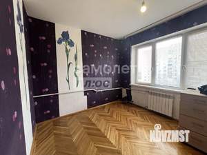 4-к квартира, вторичка, 60м2, 5/5 этаж