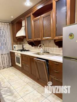 3-к квартира, вторичка, 70м2, 1/9 этаж