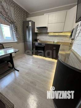 3-к квартира, вторичка, 77м2, 10/17 этаж