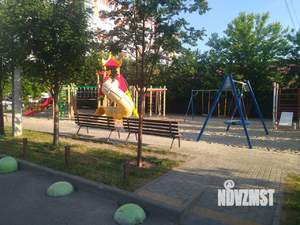 2-к квартира, вторичка, 57м2, 1/10 этаж