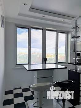 2-к квартира, вторичка, 70м2, 11/18 этаж