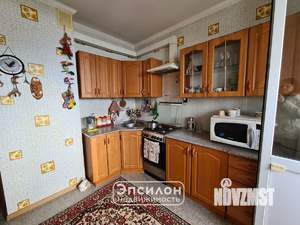 3-к квартира, вторичка, 80м2, 8/10 этаж