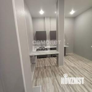 2-к квартира, вторичка, 61м2, 1/9 этаж