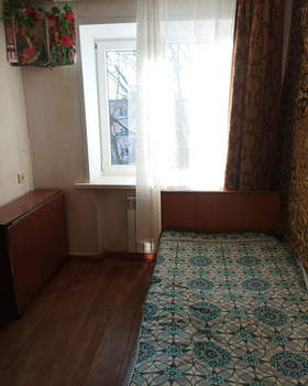 2-к квартира, вторичка, 40м2, 4/4 этаж