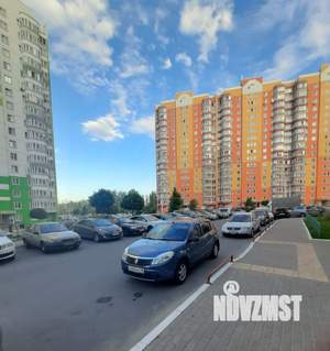 2-к квартира, вторичка, 57м2, 1/17 этаж