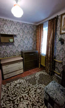 2-к квартира, вторичка, 38м2, 1/1 этаж