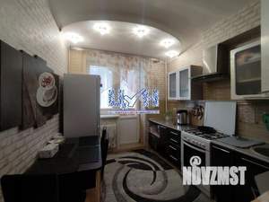 2-к квартира, вторичка, 61м2, 8/10 этаж