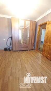 3-к квартира, вторичка, 60м2, 9/9 этаж