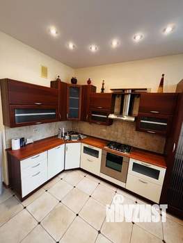 4-к квартира, вторичка, 143м2, 3/6 этаж