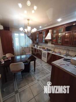 4-к квартира, вторичка, 155м2, 3/6 этаж