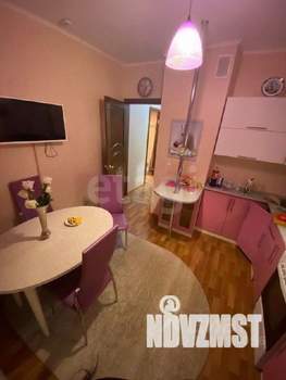 2-к квартира, вторичка, 56м2, 1/17 этаж