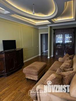 3-к квартира, вторичка, 90м2, 10/17 этаж