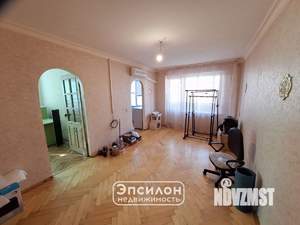 4-к квартира, вторичка, 60м2, 5/5 этаж