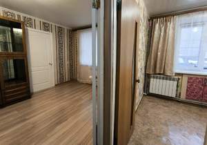 2-к квартира, вторичка, 45м2, 1/4 этаж