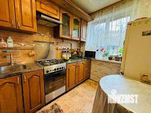 3-к квартира, вторичка, 61м2, 1/5 этаж