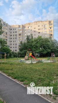2-к квартира, вторичка, 52м2, 1/10 этаж