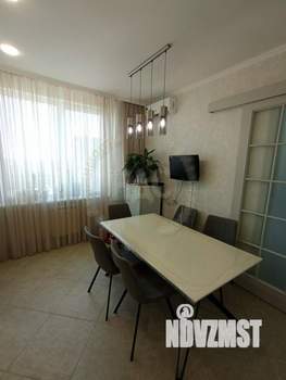 4-к квартира, вторичка, 118м2, 8/10 этаж