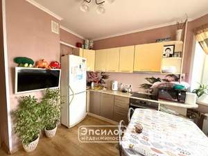 2-к квартира, вторичка, 61м2, 14/17 этаж