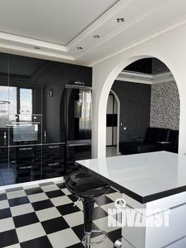 2-к квартира, вторичка, 70м2, 11/18 этаж