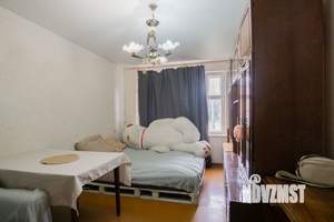 2-к квартира, вторичка, 43м2, 1/9 этаж