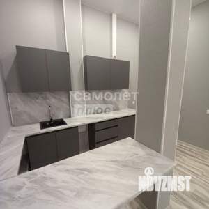 2-к квартира, вторичка, 61м2, 1/9 этаж