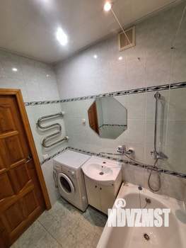 2-к квартира, вторичка, 50м2, 1/10 этаж