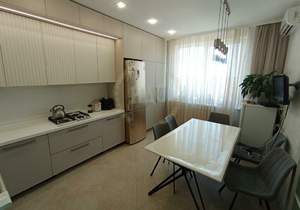 3-к квартира, вторичка, 118м2, 8/10 этаж