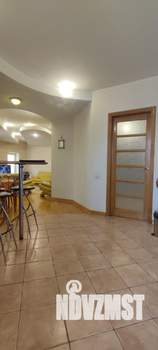 4-к квартира, вторичка, 220м2, 6/9 этаж