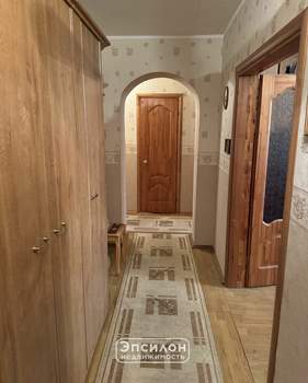 3-к квартира, вторичка, 77м2, 8/9 этаж