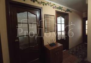 3-к квартира, вторичка, 61м2, 1/5 этаж