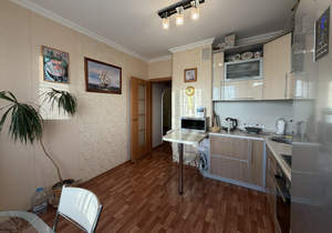 2-к квартира, вторичка, 56м2, 7/17 этаж