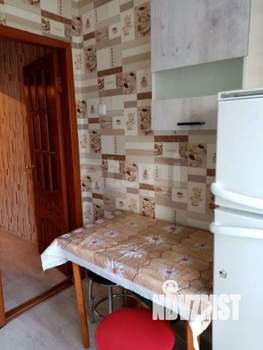 2-к квартира, вторичка, 42м2, 1/4 этаж