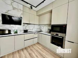 3-к квартира, вторичка, 77м2, 12/19 этаж