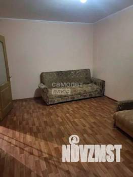 2-к квартира, вторичка, 57м2, 1/17 этаж