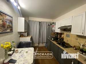 3-к квартира, вторичка, 60м2, 1/9 этаж