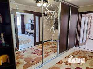 2-к квартира, вторичка, 68м2, 1/9 этаж