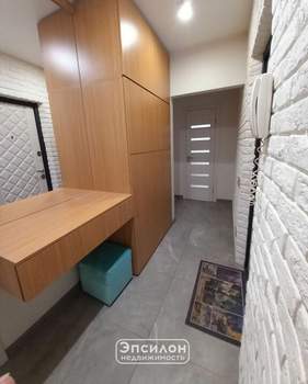 2-к квартира, вторичка, 53м2, 4/10 этаж