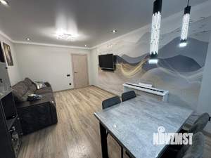 3-к квартира, вторичка, 81м2, 1/10 этаж