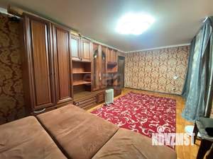 3-к квартира, вторичка, 72м2, 1/9 этаж
