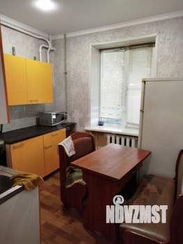 2-к квартира, вторичка, 50м2, 1/2 этаж