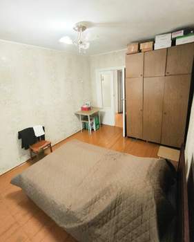 3-к квартира, вторичка, 70м2, 1/4 этаж