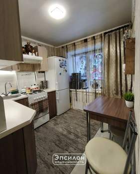 3-к квартира, вторичка, 56м2, 2/4 этаж