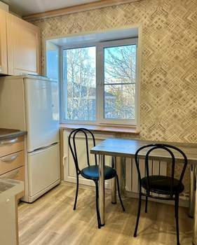 2-к квартира, вторичка, 45м2, 3/5 этаж