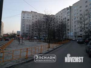 4-к квартира, вторичка, 77м2, 3/9 этаж
