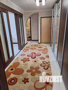 2-к квартира, вторичка, 68м2, 1/9 этаж