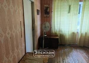 4-к квартира, вторичка, 61м2, 3/5 этаж