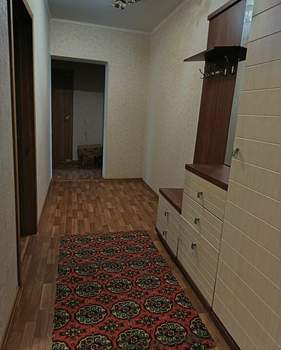 3-к квартира, вторичка, 77м2, 1/17 этаж